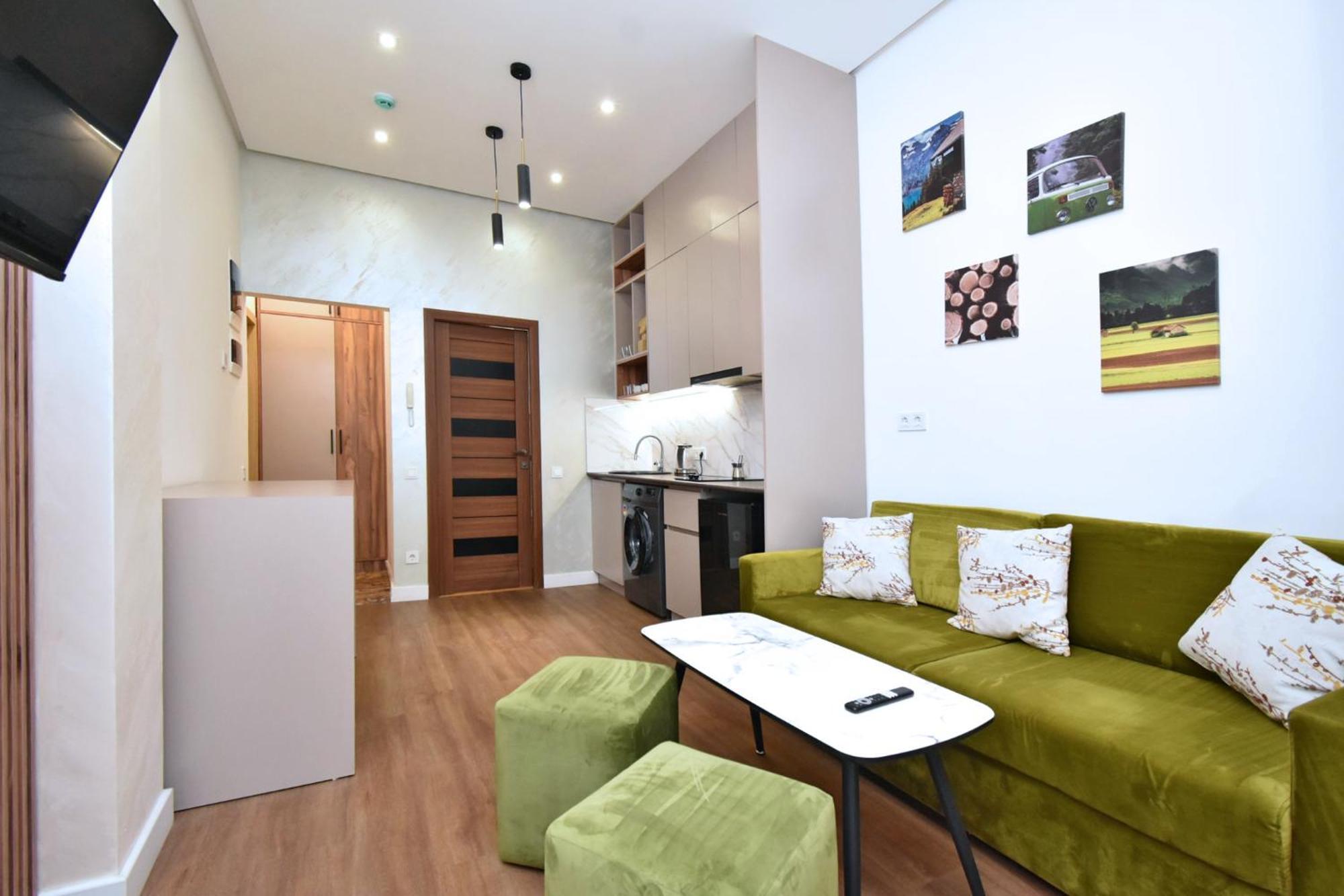 Aygestan Plaza Aparthotel เยเรวาน ภายนอก รูปภาพ